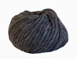 Gris oscuro